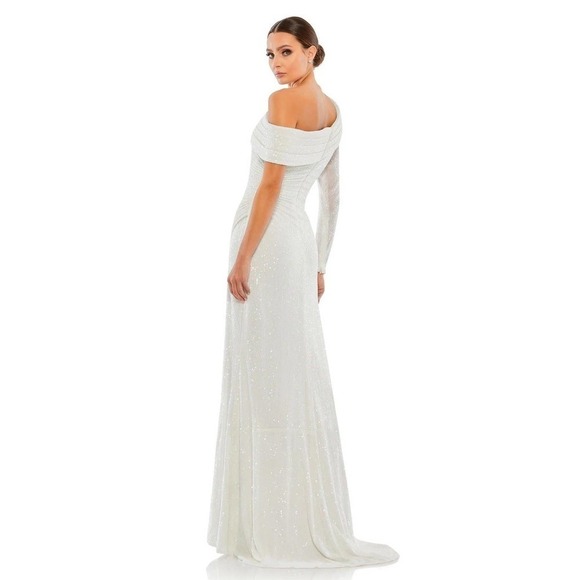 New Mac Duggal Asymmetric One Shoulder Thigh High Slit Ruched Sequin Gown Size 4 - Picture 2 of 13